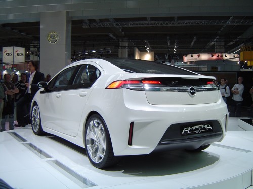 Studie Opel Ampera