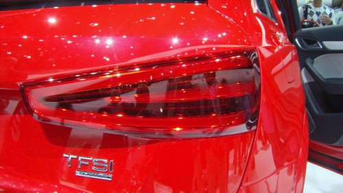 Audi Q3 - Rückleuchten in LED-Technik mit Celis-Streifen