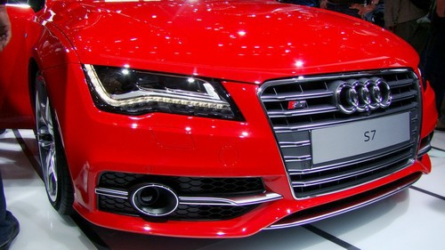 Audi S7 - Frontschürze mit Voll-LED-Scheinwerfer