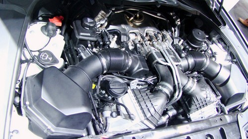 BMW M5 Motorraum - V8