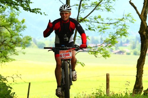 01.06.2014 - Tegernsee MTB-Marathon: Es ist Alex anzusehen, er kämpft verbissen auf den letzten Kilometern