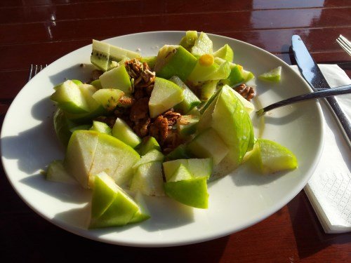 Jeden Morgen stellte ich mir ein Müsli zusammen, unter anderem mit Apfel, Kiwi und einer Priese Zimt