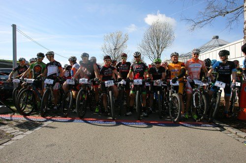 4. AUTO BROSCH Bike Marathon Kempten: An der Startlinie