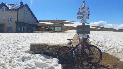 Geschafft! Auf dem Monte Altissimo auf 2.059 m angekommen!