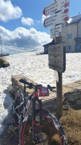 Geschafft! Auf dem Monte Altissimo auf 2.059 m angekommen!