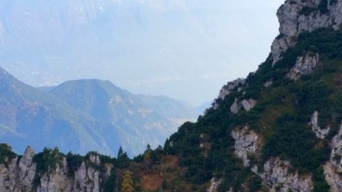 Auf der Abfahrt des Tremalzo-Pass' konnte man wieder den Gardasee erspähen