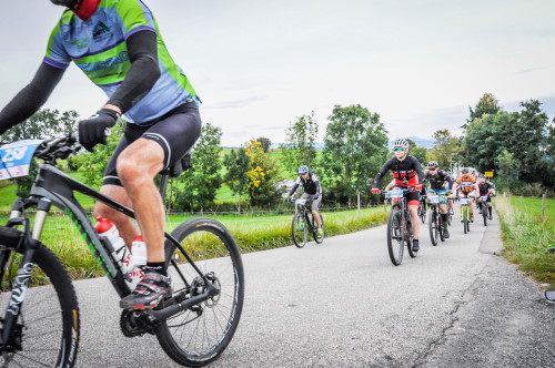 8. Kemptener AUTO BROSCH Bike Marathon - kurz nach dem Start: Alex ist entspannt