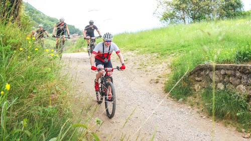 SPECIALIZED BIKE Marathon 2025 in Riva del Garda - Alex kommt gut voran