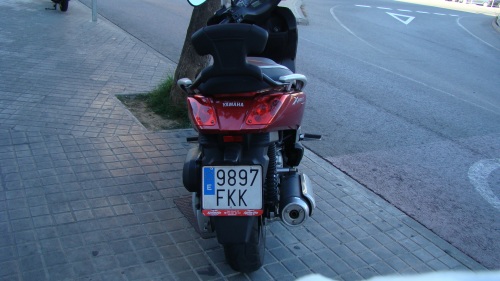 Auf diesem Roller muss man die besondere Kleiderordnung beachten