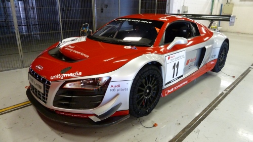 Ein Audi R8 LMS - Frontansicht