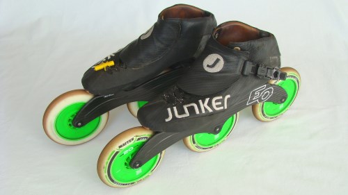 Junker-Speedskates mit EO 3.8 Karbonschiene und gebrauchten Matter One20Five G13 TR3 F1 125 mm | Gesamtgewicht: 2273 g*