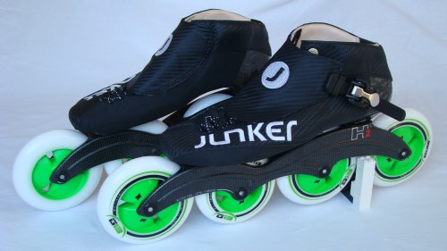 Junker-Speedskates mit EO H2 HiLo-Schine und Matter G13 TR3 F1 Rollen | Gesamtgewicht: 2307 g*