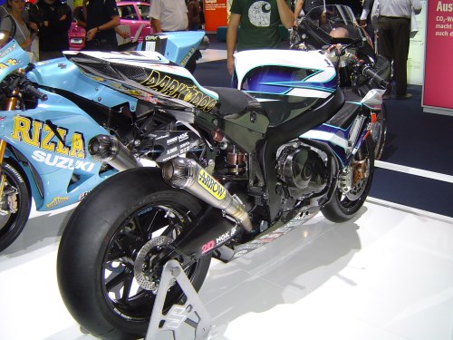Suzuki Rennmotorad