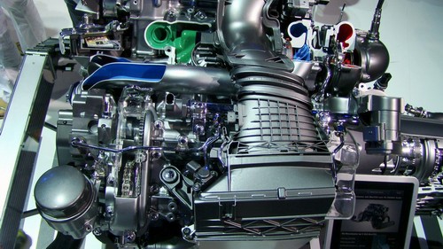 V6-Dieselmotor mit BlueTec und 7G-Tronic - eingesetzt im Mercedes-Benz S350 BlueTec