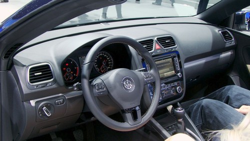 VW Eos Exclusiv - Innenraum mit Amaturenbrett
