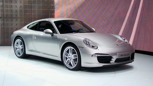 Porsche 911 (991) Carrera - Front- und Seitenansicht