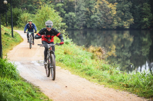 Woidman MTB-Marathon in Thurmansbang - Alex und sein MTB werden immer dreckiger...