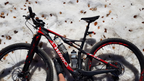 oben lag noch Schnee, jedoch war alles fahrbar