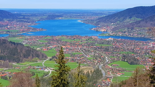 Toller Blick über den Tegernsee - am Horizont konnte man München erkennen