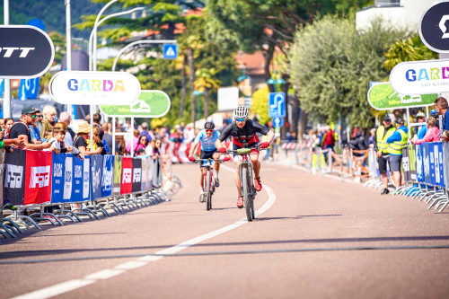 SCOTT BIKE Marathon 2023 in Riva del Garda - Alex beim Zielsprint