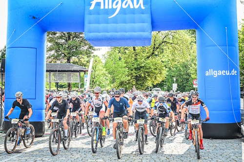 20. MTB Marathon Pfronten - kurz nach dem Startschuss