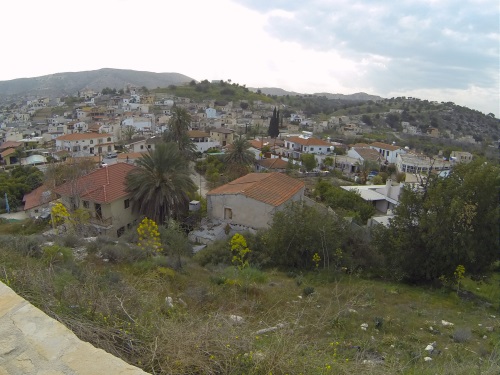 Der Ort Agios Theodoros