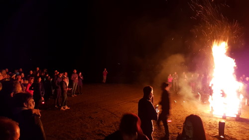 Experts Inline Camp 2020 - Am Strand wurde für uns ein Feuer entzündet